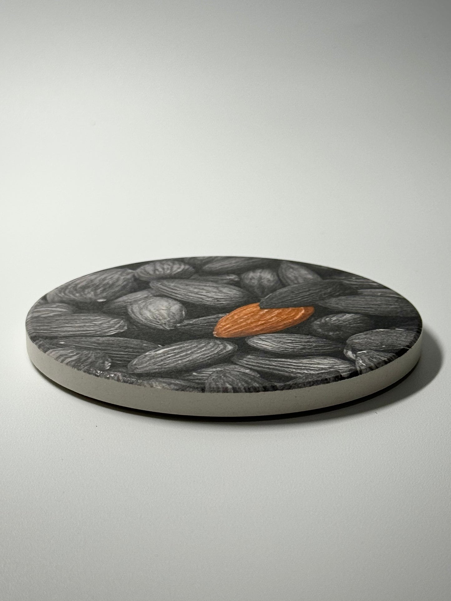 ナッツコースター-アーモンド-