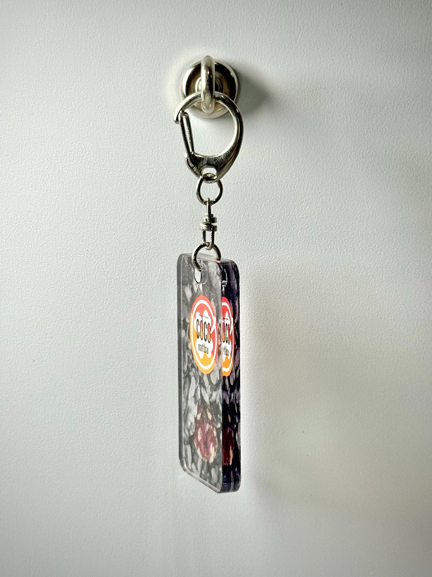 キーホルダー-赤クルミ-