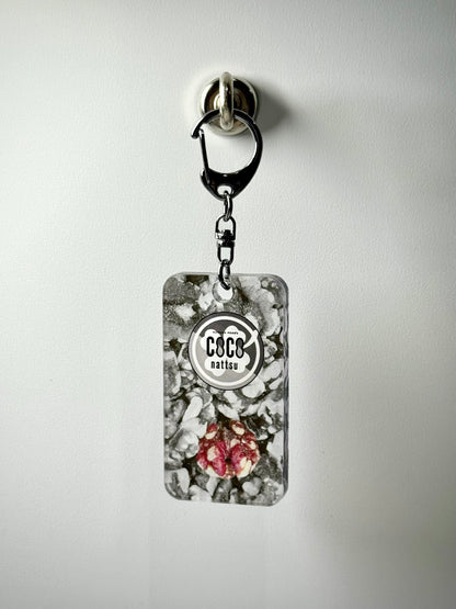 ナッツキーホルダー-赤クルミ-シック